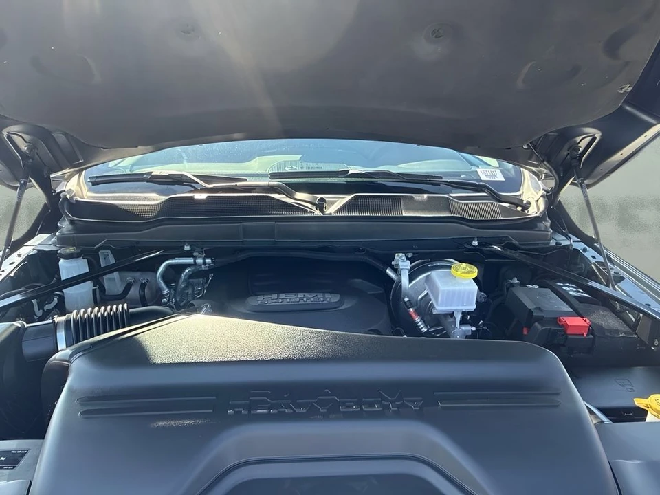 2025 Ram 2500 - Image 24 of 31