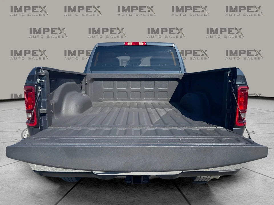 2025 Ram 2500 - Image 23 of 31