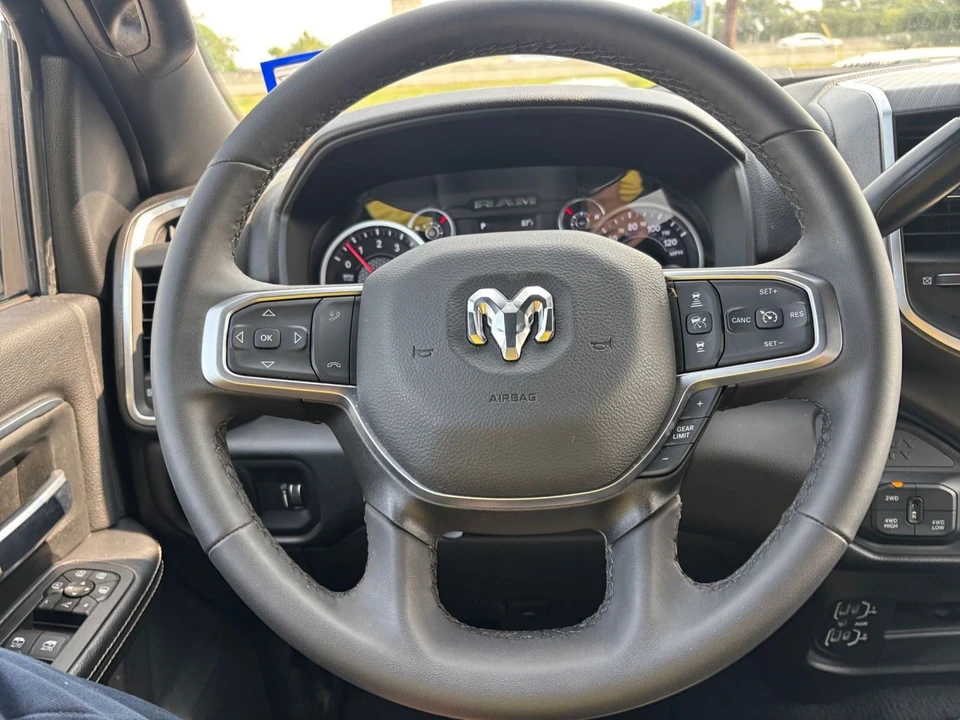 2025 Ram 2500 - Image 30 of 31