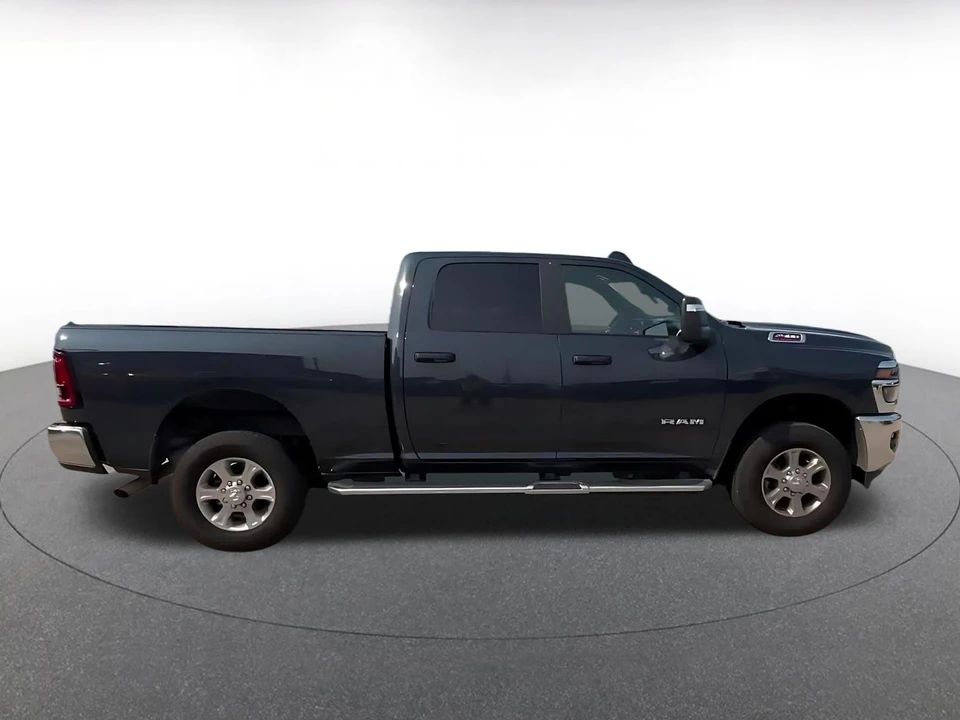 2025 Ram 2500 - Image 18 of 31