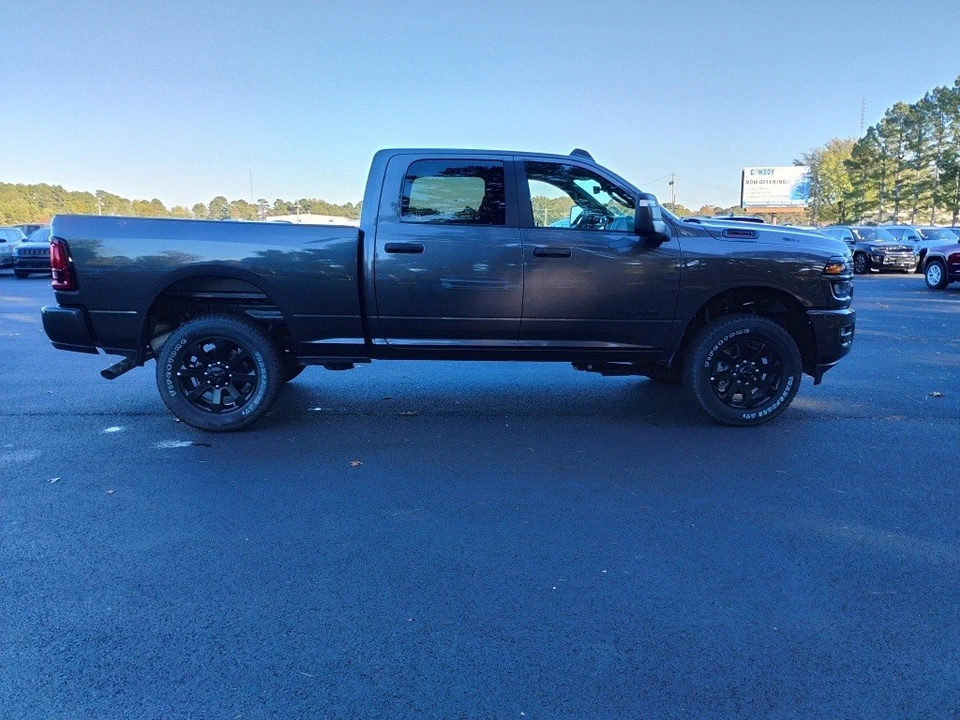 2025 Ram 2500 - Image 4 of 12