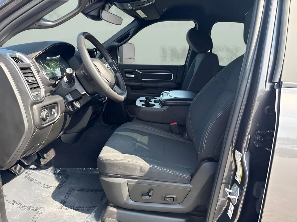 2025 Ram 2500 - Image 12 of 31