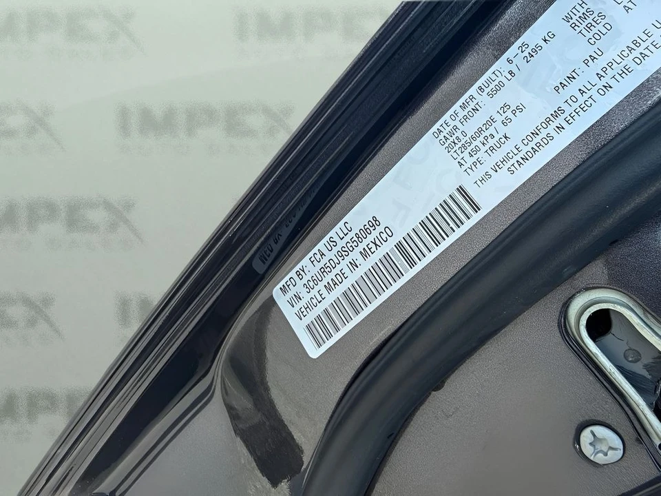 2025 Ram 2500 - Image 9 of 31