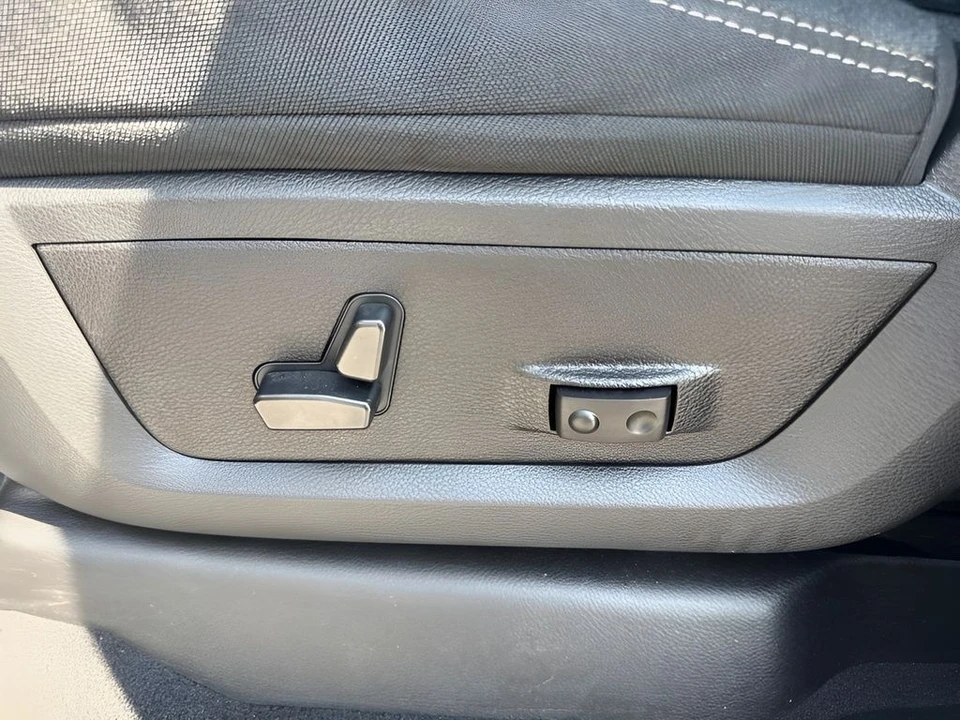 2025 Ram 2500 - Image 13 of 31