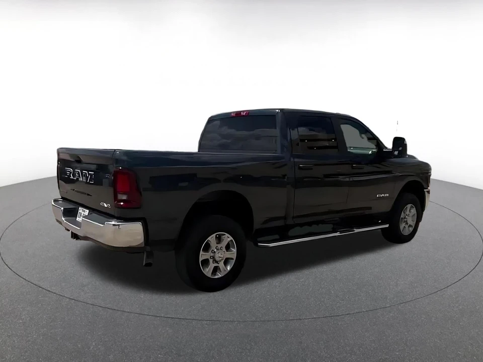 2025 Ram 2500 - Image 15 of 31