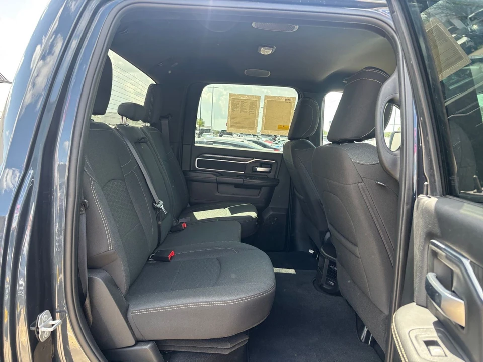 2025 Ram 2500 - Image 28 of 31