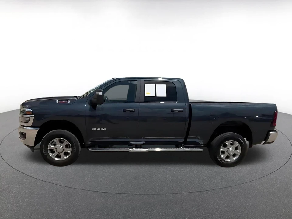 2025 Ram 2500 - Image 9 of 31