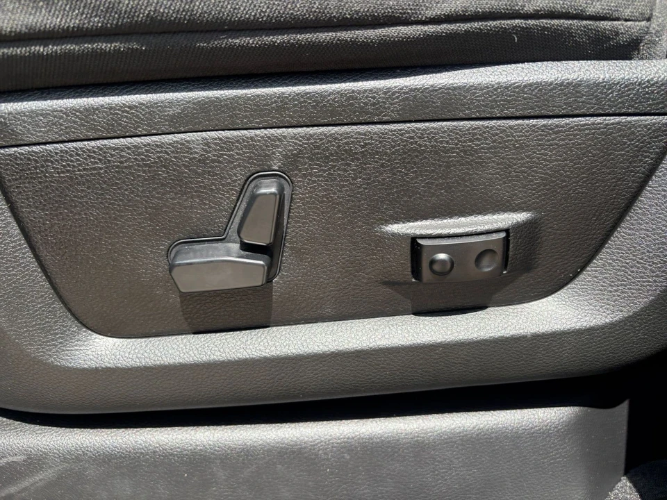2025 Ram 2500 - Image 24 of 31