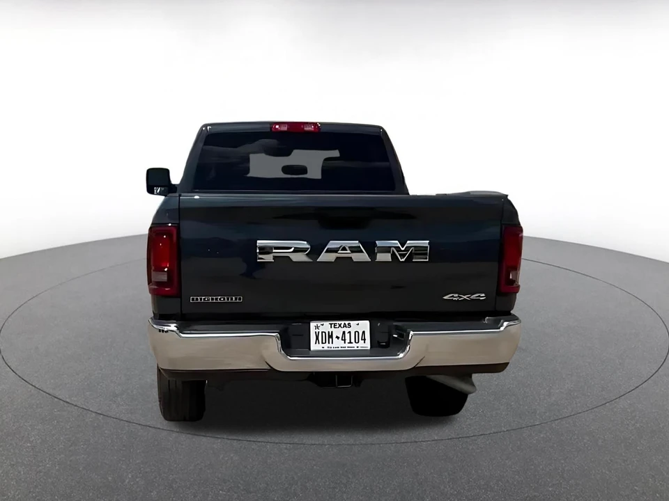 2025 Ram 2500 - Image 14 of 31
