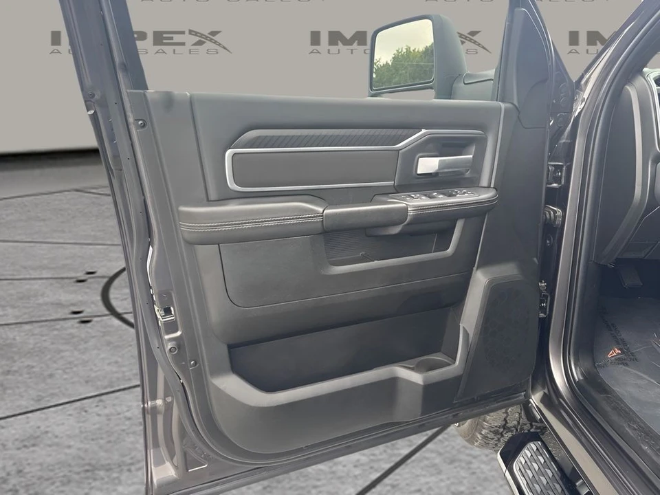 2025 Ram 2500 - Image 18 of 27