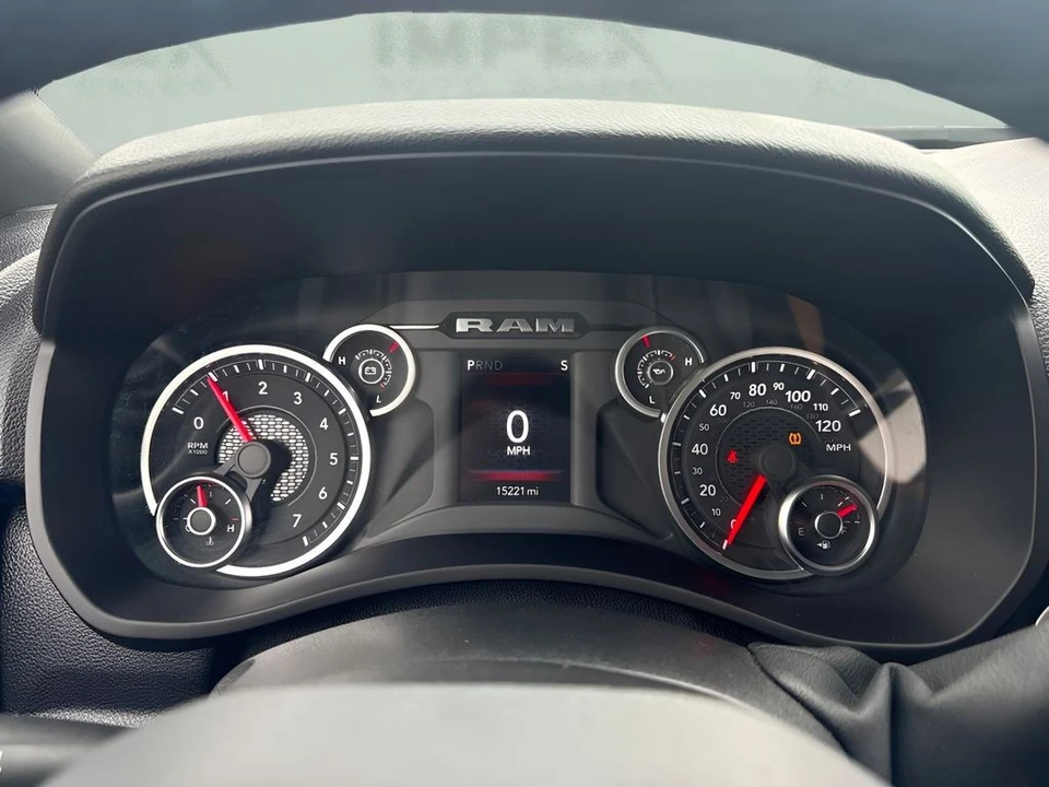 2025 Ram 2500 - Image 15 of 27