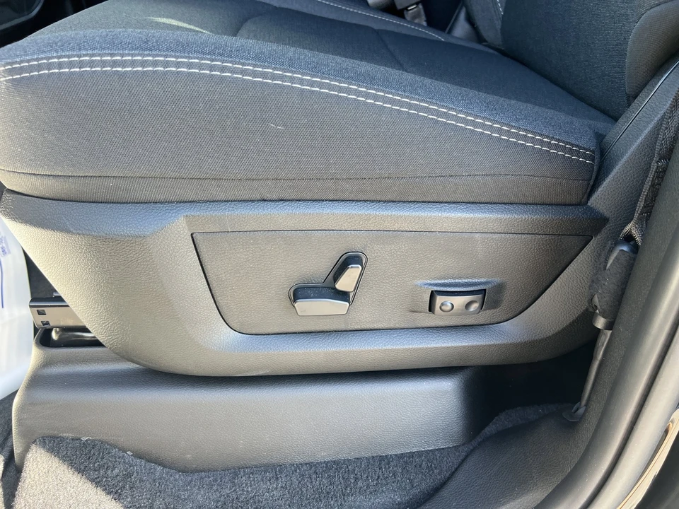 2025 Ram 2500 - Image 22 of 31