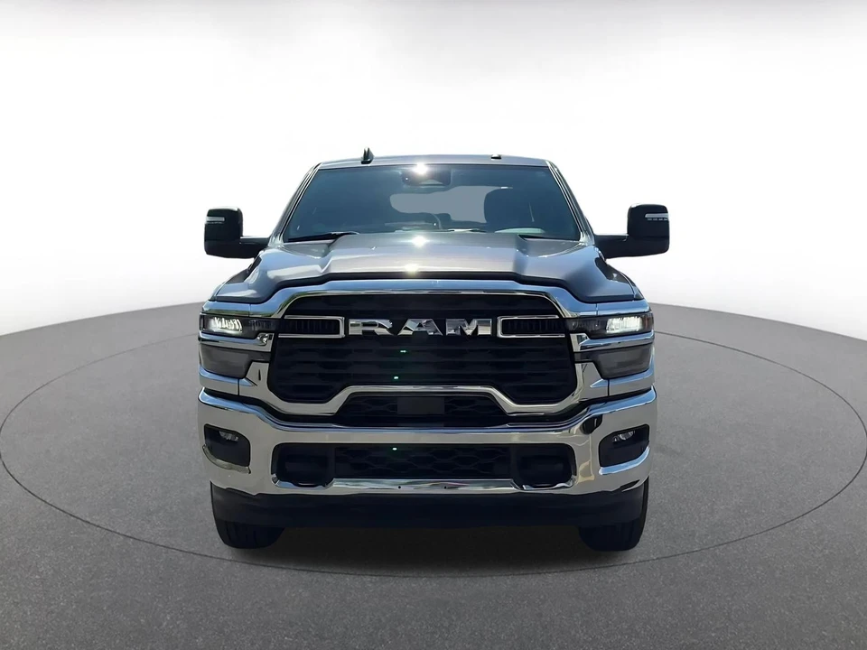 2025 Ram 2500 - Image 4 of 31