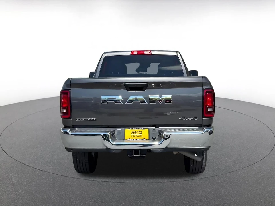 2025 Ram 2500 - Image 10 of 31