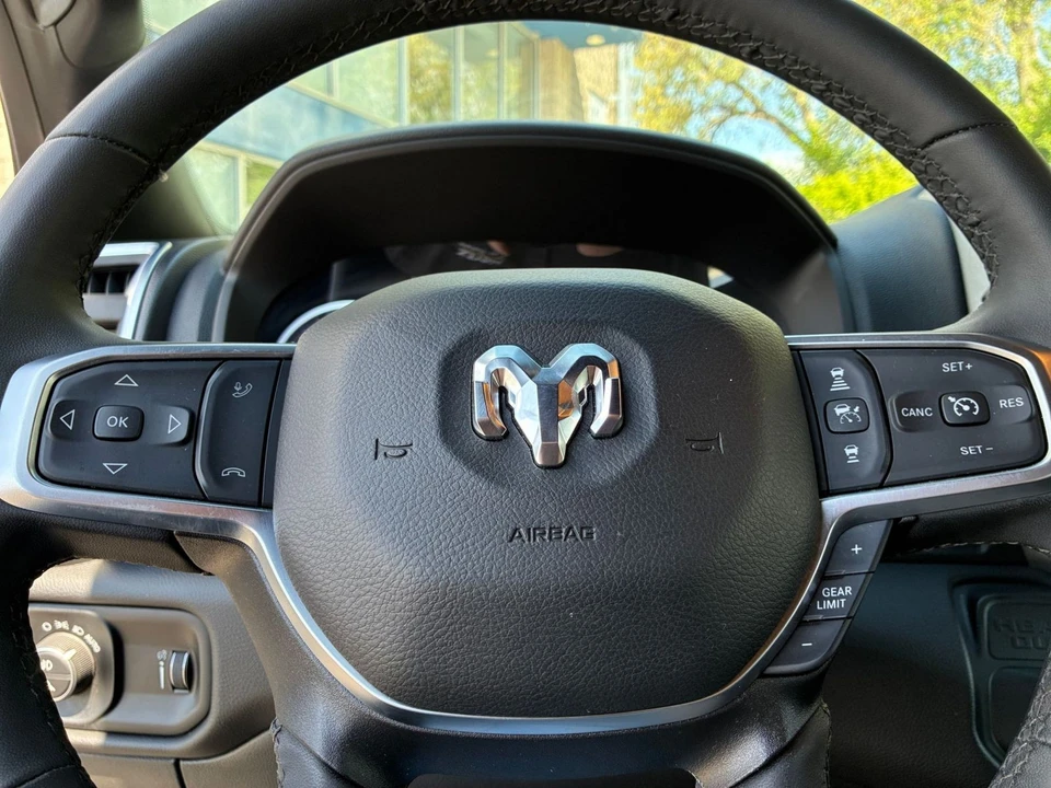 2025 Ram 2500 - Image 25 of 31