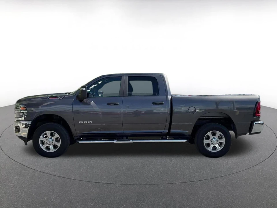 2025 Ram 2500 - Image 7 of 31
