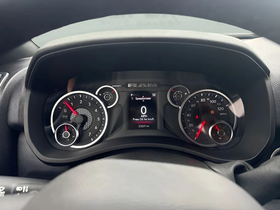 2025 Ram 2500 - Image 15 of 23