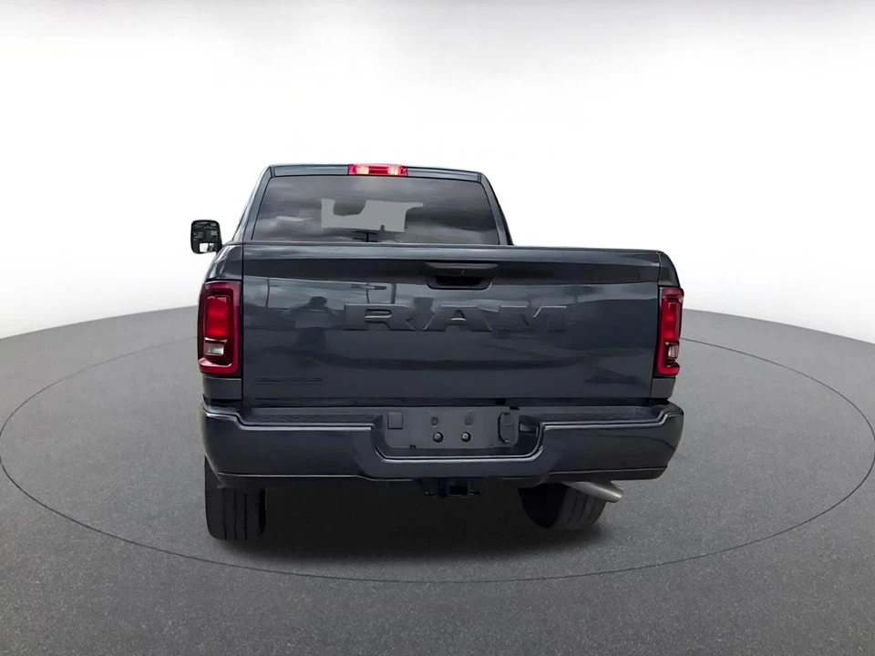 2025 Ram 2500 - Image 14 of 31