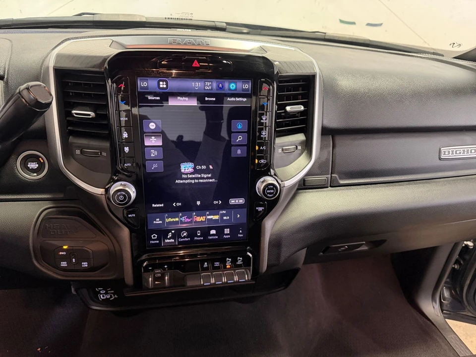 2025 Ram 2500 - Image 18 of 31