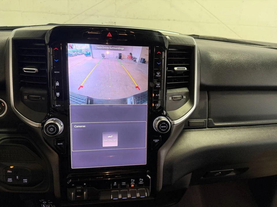2025 Ram 2500 - Image 26 of 31