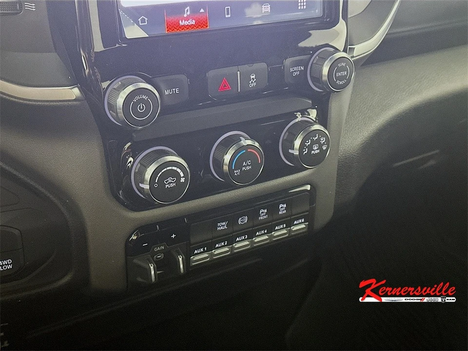 2025 Ram 2500 - Image 15 of 21