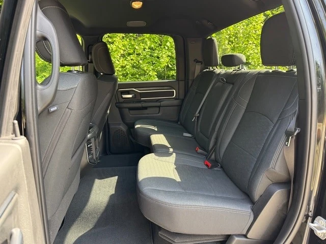 2025 Ram 2500 - Image 17 of 21