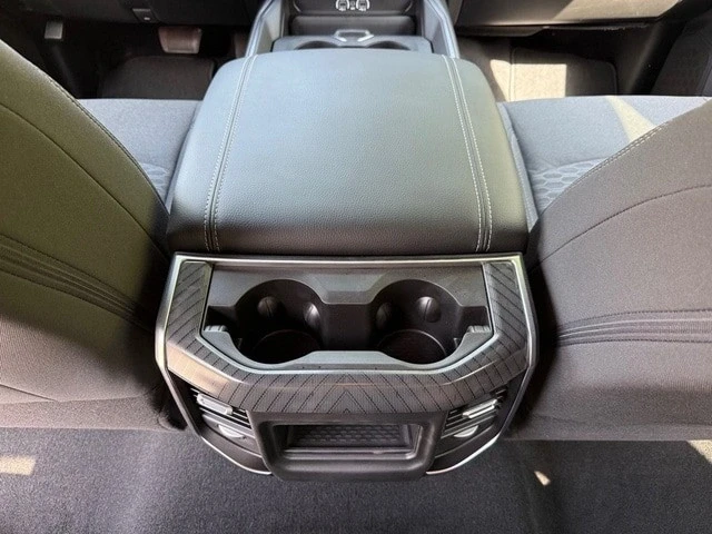 2025 Ram 2500 - Image 18 of 21