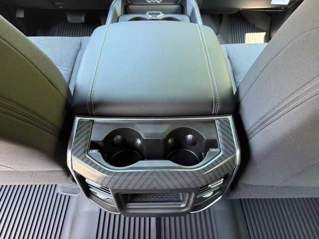 2025 Ram 2500 - Image 17 of 21