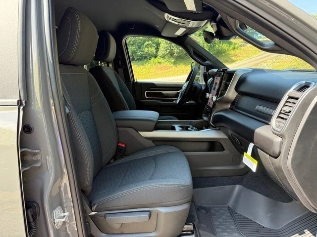 2025 Ram 2500 - Image 20 of 21