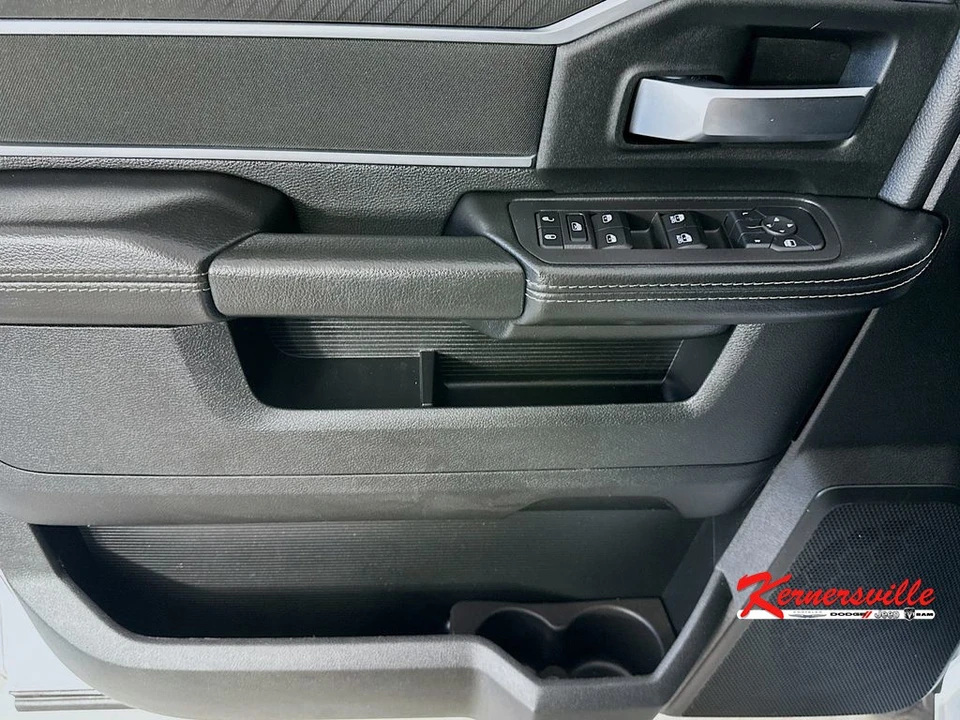 2025 Ram 2500 - Image 23 of 24