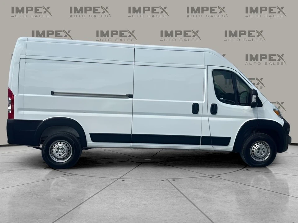 2025 Ram 2500 - Image 7 of 27