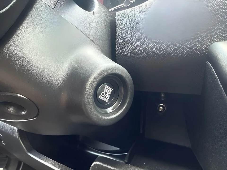 2025 Ram 2500 - Image 17 of 27