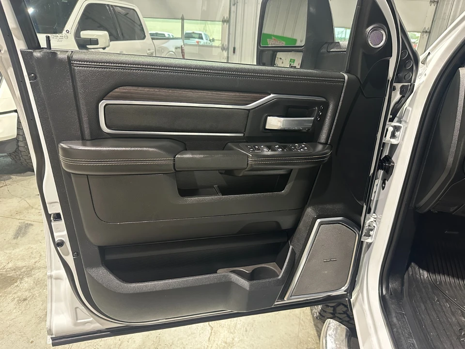 2025 Ram 2500 - Image 14 of 22