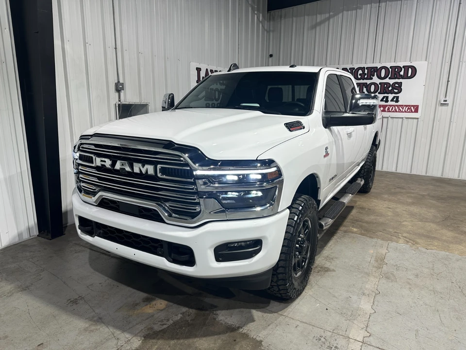 2025 Ram 2500 - Image 2 of 22