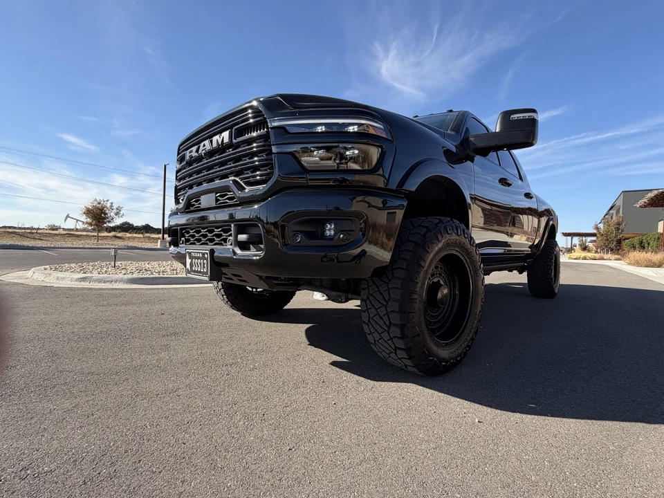 2025 Ram 2500 - Image 10 of 18