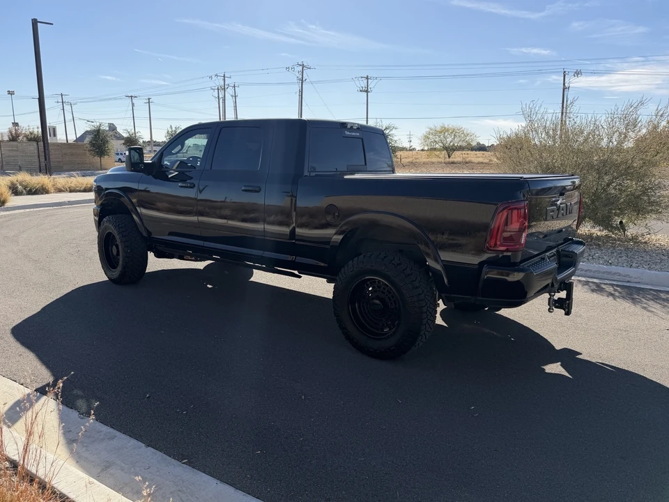 2025 Ram 2500 - Image 7 of 18