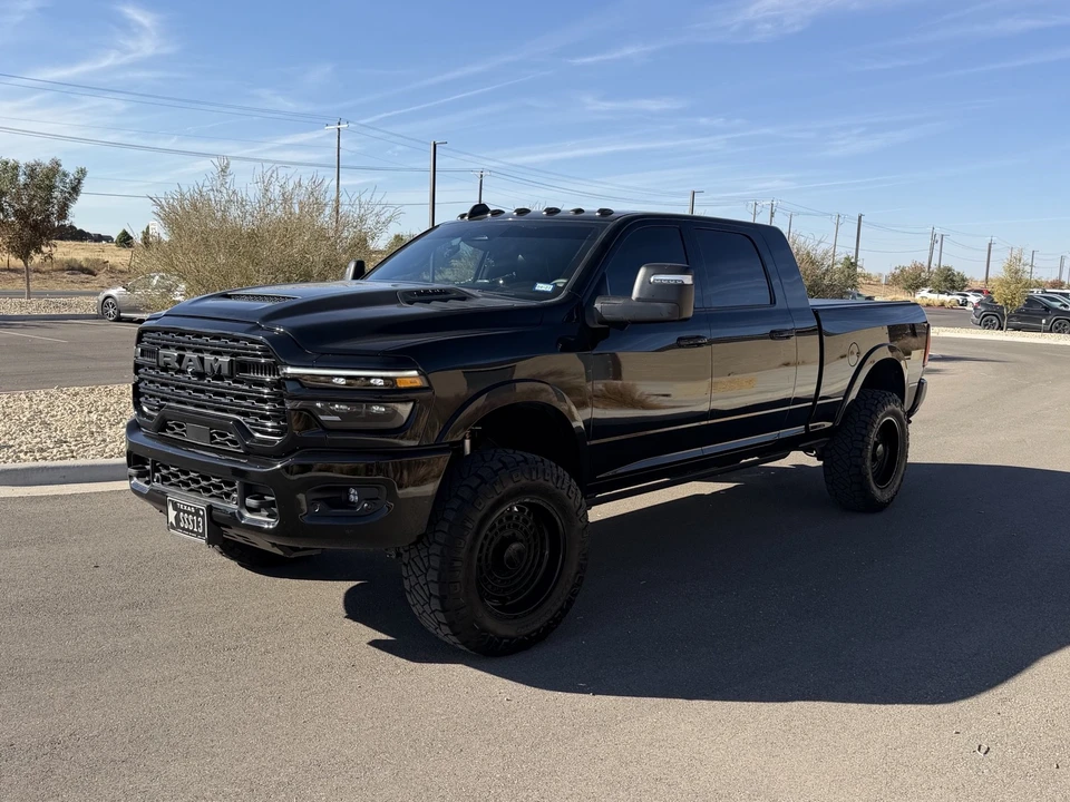 2025 Ram 2500 - Image 6 of 18