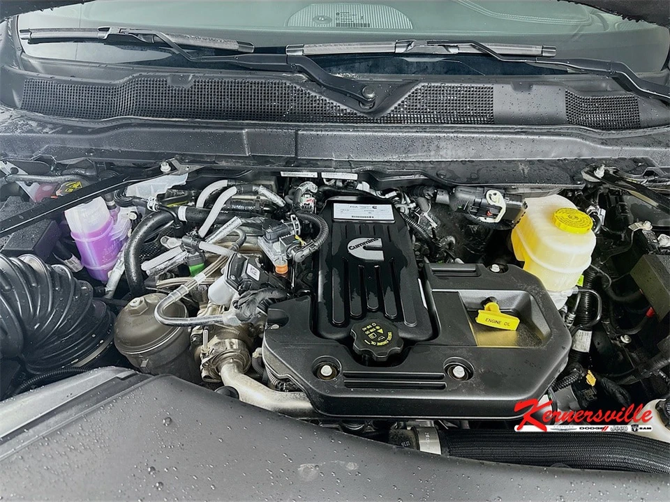 2025 Ram 2500 - Image 18 of 21