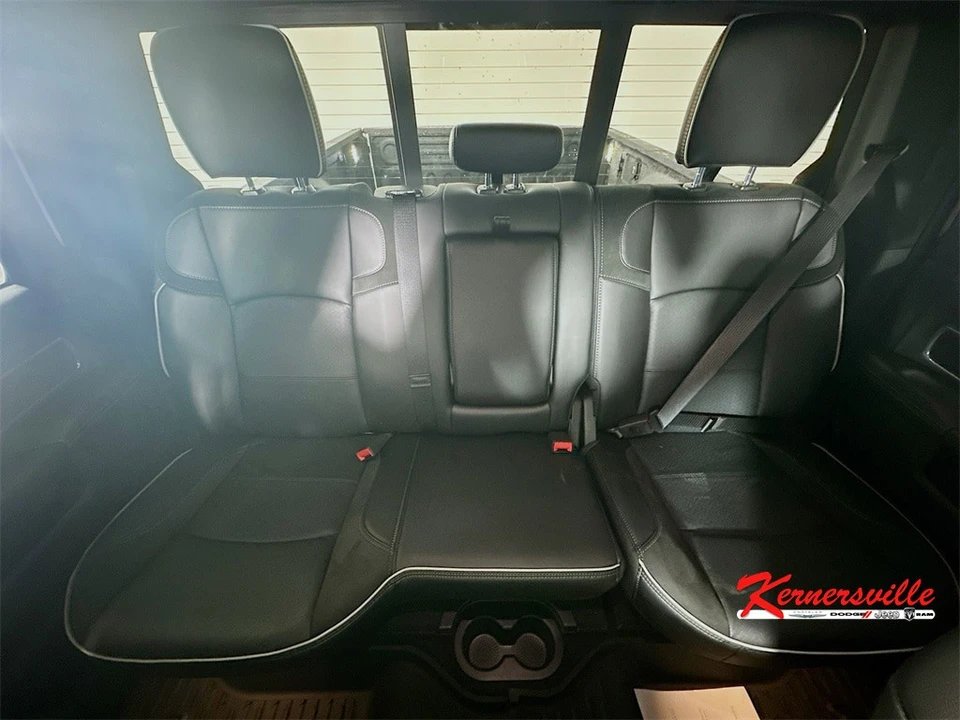 2025 Ram 2500 - Image 10 of 12