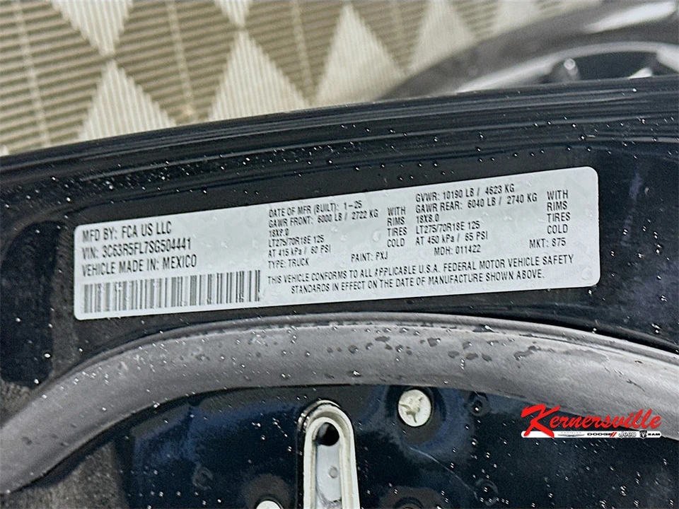 2025 Ram 2500 - Image 19 of 21