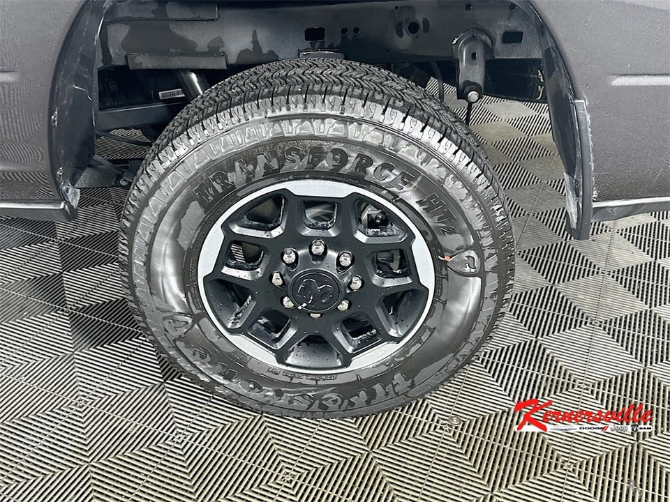 2025 Ram 2500 - Image 17 of 21