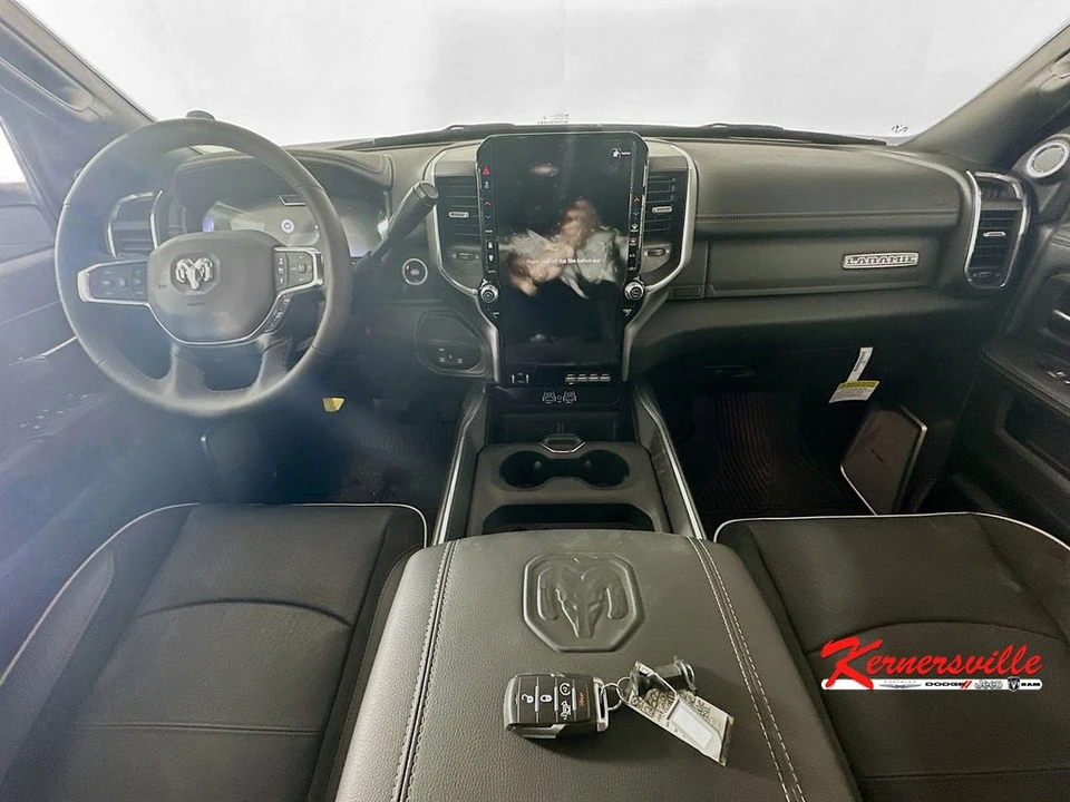 2025 Ram 2500 - Image 9 of 12
