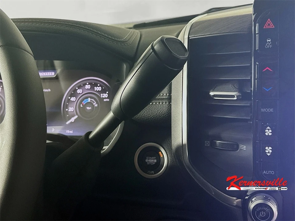 2025 Ram 2500 - Image 12 of 21