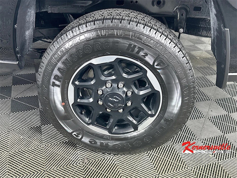 2025 Ram 2500 - Image 17 of 21
