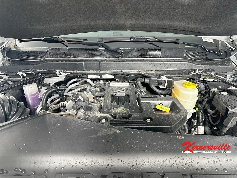 2025 Ram 2500 - Image 18 of 21