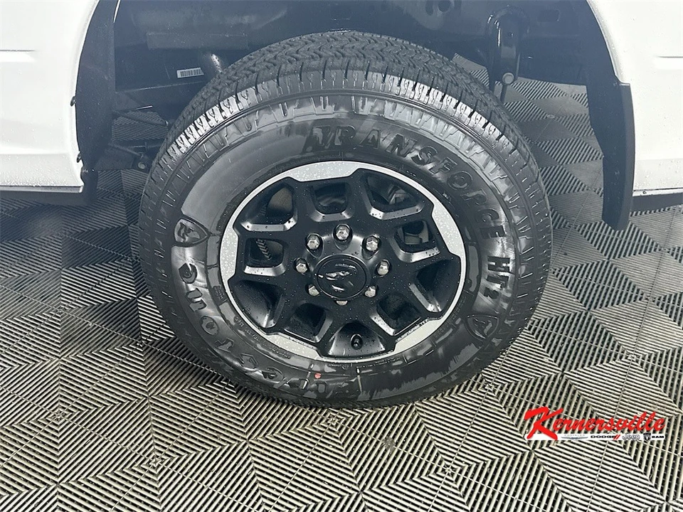 2025 Ram 2500 - Image 17 of 21