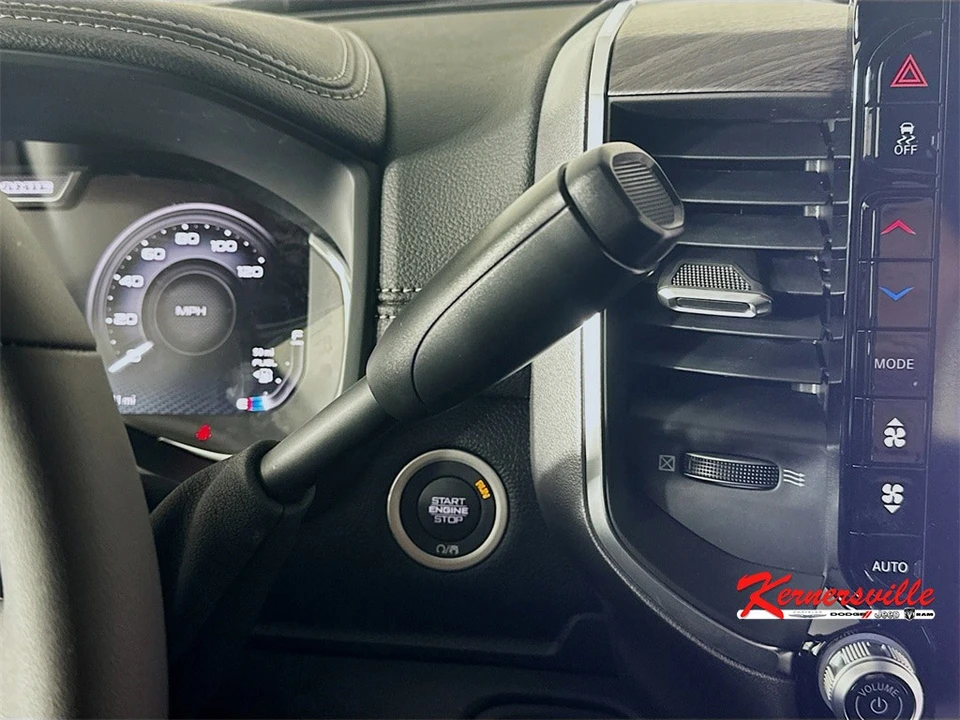2025 Ram 2500 - Image 12 of 21