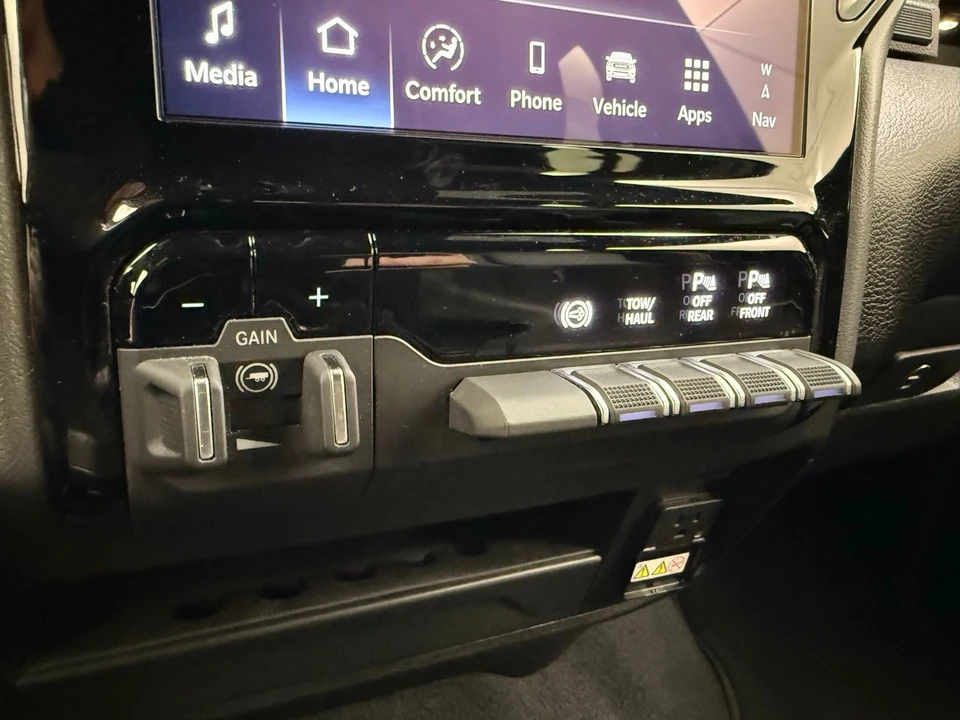 2025 Ram 2500 - Image 22 of 31