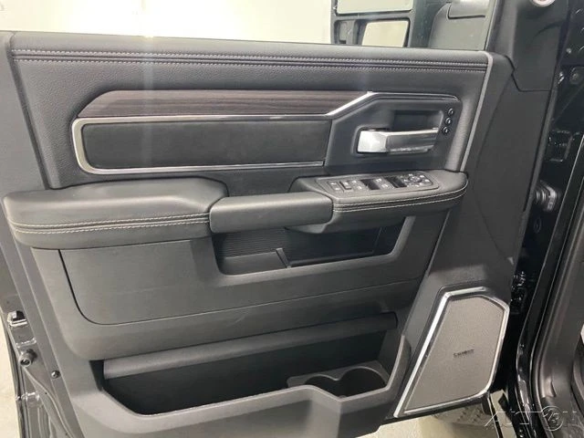 2025 Ram 2500 - Image 10 of 12