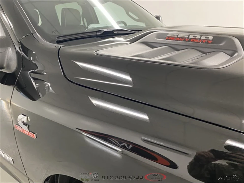2025 Ram 2500 - Image 5 of 12